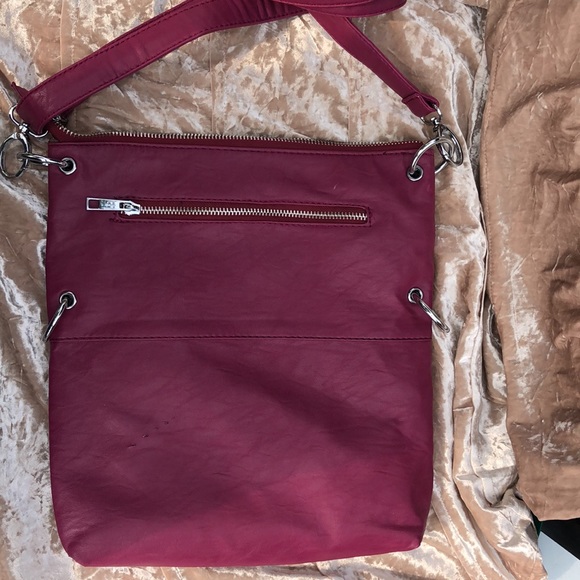 Hot pink leather purse - Picture 2 of 4